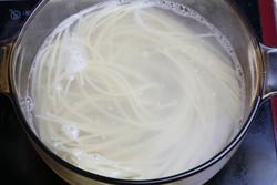 肉酱焗意粉的做法(夏季你绝不敢相信的另类减肥美食)