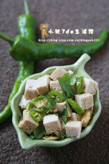 凉拌豉汁冻豆腐的做法(减肥菜)