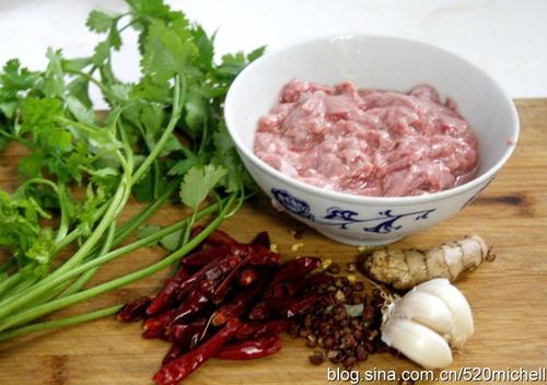 清爽版水煮牛肉的做法(荤菜-百分百成功率)