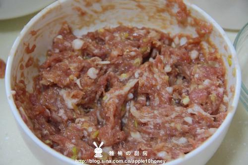 油面筋塞肉的做法(荤菜-上海本帮菜)