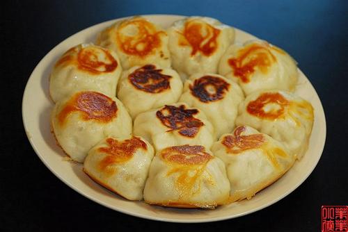 水煎包的做法(早餐菜谱)