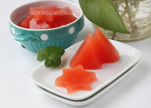 西瓜冻的做法(自制夏季清凉小零食)