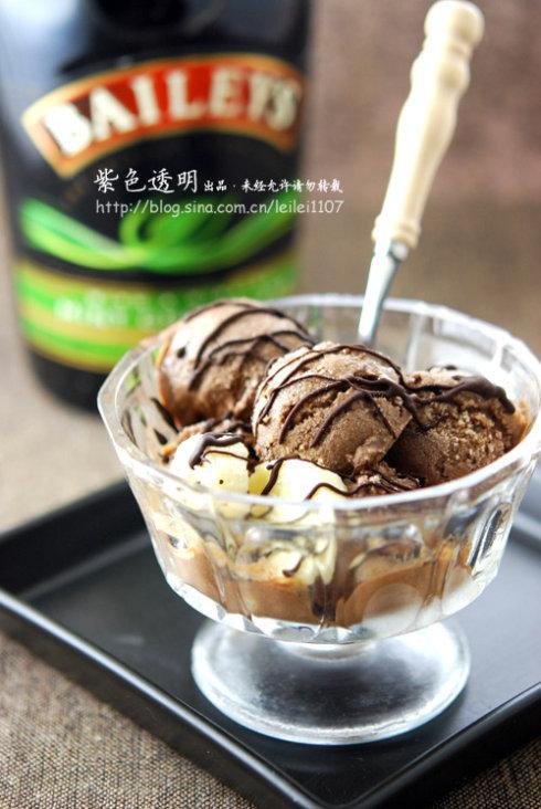 自制甜酒巧克力冰淇淋的做法(甜品)