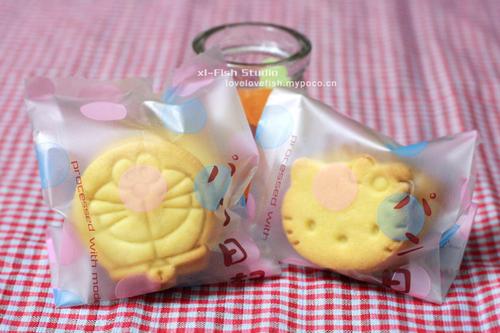 ���ƶ���A�κ�Hello kitty���ɵ�����(��ʳ)