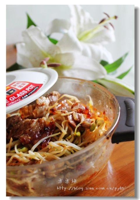 微波炉烘烤五花肉的做法(荤菜菜谱)