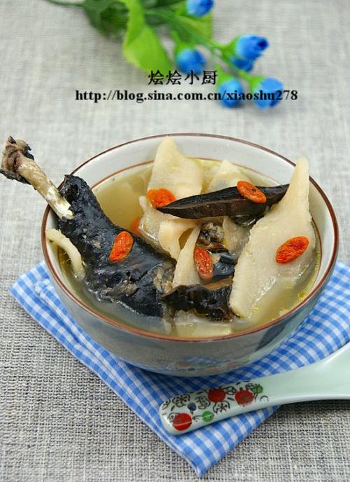 ��֥����ڼ���������������һ����Ŀ����ر���һ�������ף�
