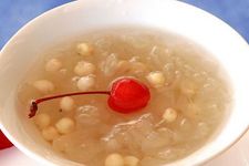 银耳莲子羹的做法大全 haoshilao.com