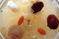 银耳莲子羹的做法大全 haoshilao.com