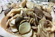 蘑菇炒肉的做法 haoshilao.com